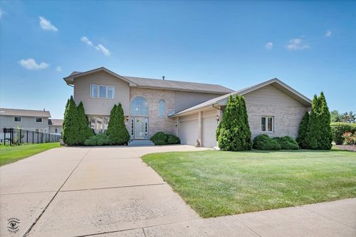 7959 Brookside Glen Dr, Tinley Park, IL, 60487-7720 | Card Image