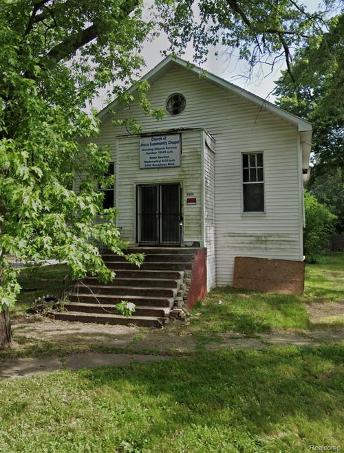 2426 Broadway Blvd, Flint, MI, 48506-3617 | Card Image