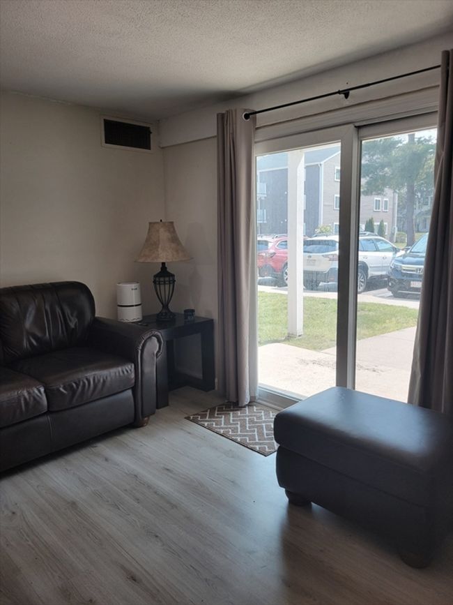 APT-15 - 4 Post Oak Ln, Condo with 2 bedrooms, 2 bathrooms and 2 parking in Natick MA | Image 7