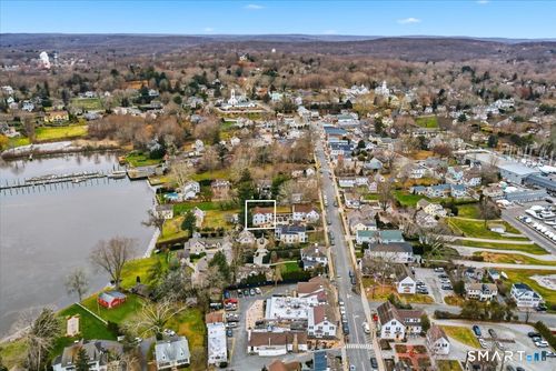 28B Main St, Essex, CT, 06426-1174 | Card Image