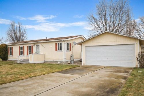 5012 N Kari Rd, Otis Orchards, WA, 99027-8610 | Card Image