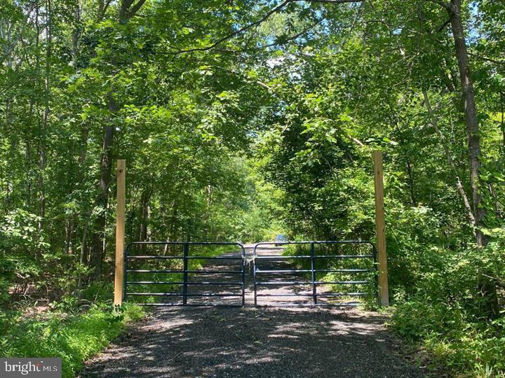 Land in WEST RIVER 3