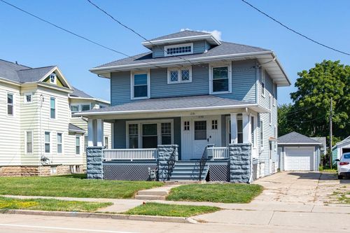 238 W Irving Avenue, OSHKOSH, WI, 54901 | Card Image