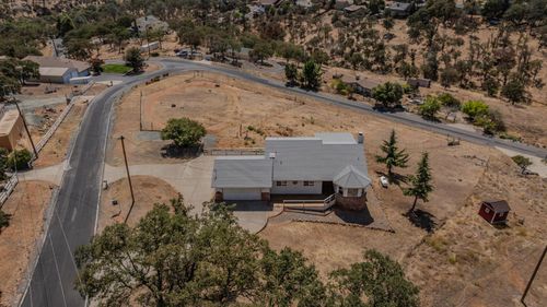 3326 Barde Rd, Valley Springs, CA, 95252-9532 | Card Image