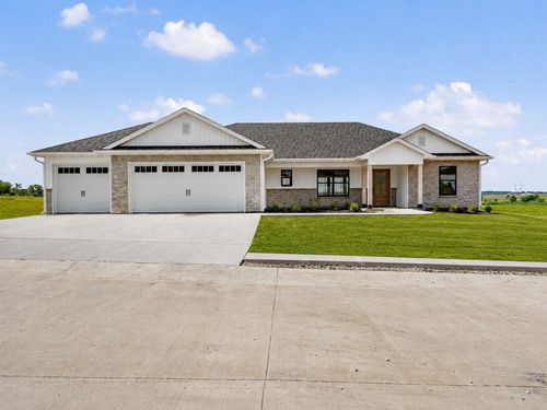 16595 Klinton Dr, Boonville, MO, 65233-3584 | Card Image
