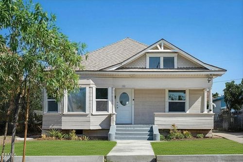 655 E 50th St, Los Angeles, CA, 90011-4015 | Card Image