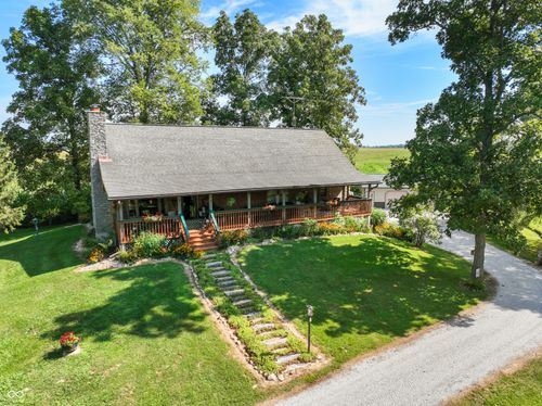 5752 N County Road 400 E, Greensburg, IN, 47240-8569 | Card Image