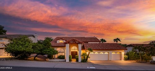 1023 E Forest Hills Dr, Phoenix, AZ, 85022-3799 | Card Image