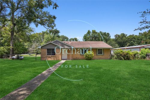 9196 White Oak Dr, Conroe, TX, 77384-4626 | Card Image