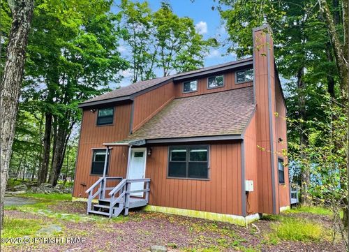1371 Winding Way, Tobyhanna, PA, 18466-3723 | Card Image