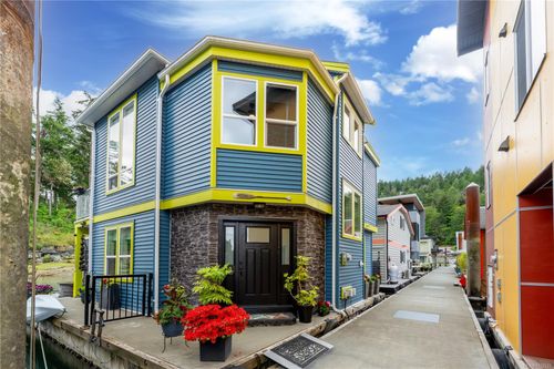 j10-6145 Genoa Bay Rd, Duncan, BC, V9L5T7 | Card Image