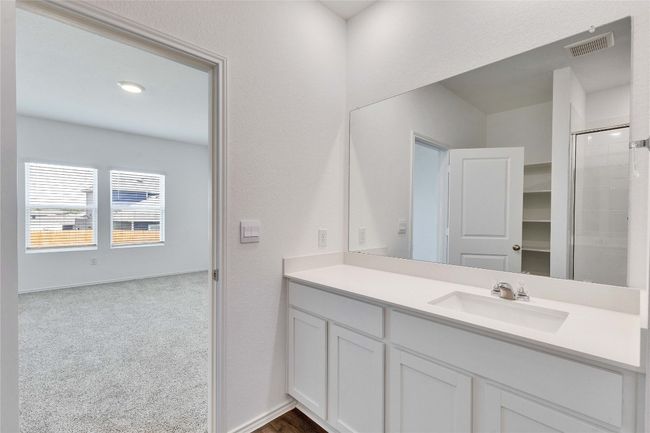 12305 Bulldogger Bnd, House other with 4 bedrooms, 3 bathrooms and 4 parking in Mustang Ridge TX | Image 13
