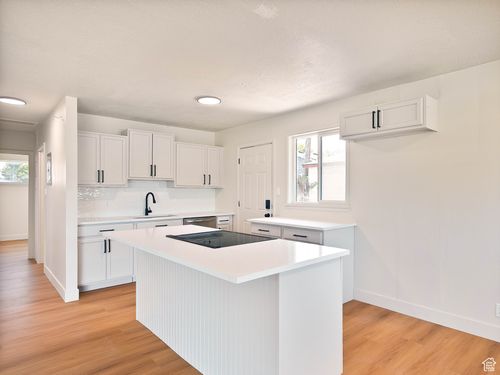 1118 N 1400 W, Salt Lake City, UT, 84116-1639 | Card Image