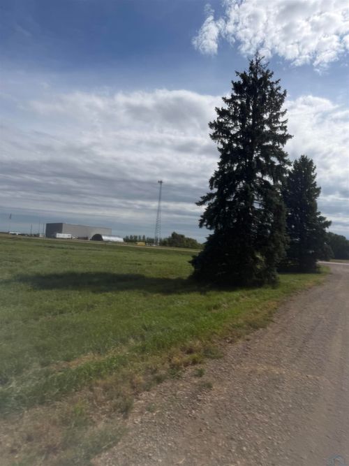 000 Sd Highway 50, Burbank, SD, 57010 | Card Image