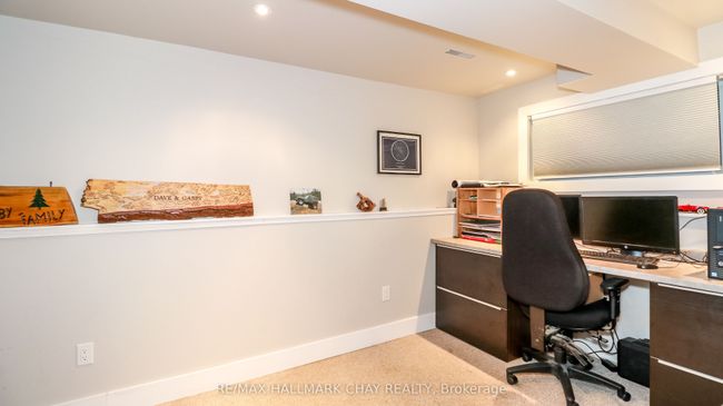 51 Christie Cres, House other with 4 bedrooms, 2 bathrooms and 4 parking in Barrie ON | Image 32
