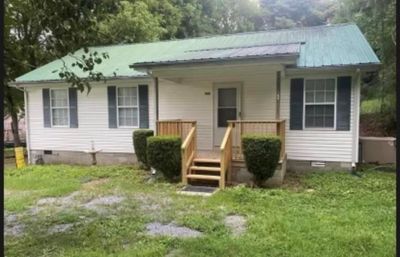 443 N Murray St, House other with 3 bedrooms, 1 bathrooms and null parking in Gainesboro TN | Image 1