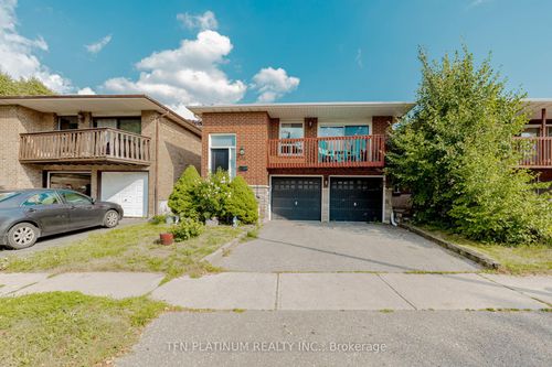 36 Tanager Sq, Brampton, ON, L6Z1X2 | Card Image