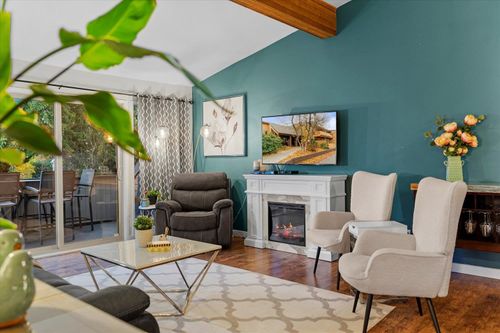 209-46210 Chilliwack Central Rd, Chilliwack, BC, V2P1J8 | Card Image