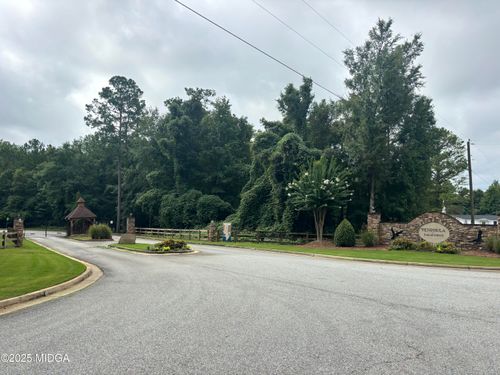 140 Peninsula Ave, Macon, GA, 31220-6929 | Card Image