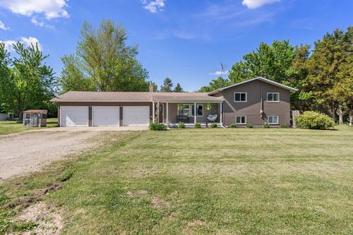 11057 366th Ave, Waseca, MN, 56093-4514 | Card Image