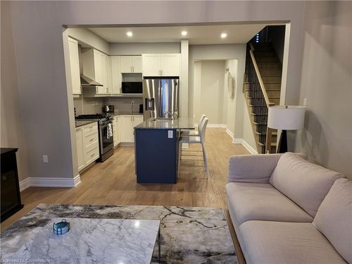 13 Eberhardt Dr, Wasaga Beach, ON, L9Z0K6 | Card Image