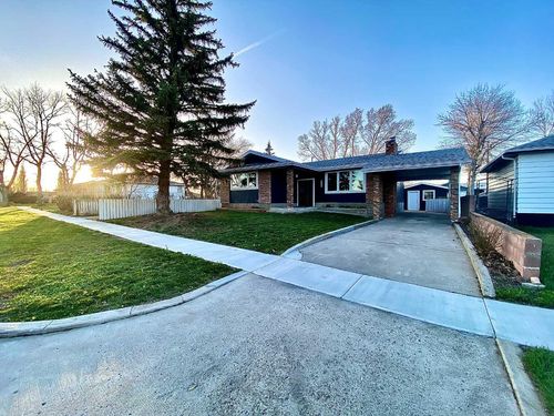 333 Grey St, Granum, AB, T0L1A0 | Card Image