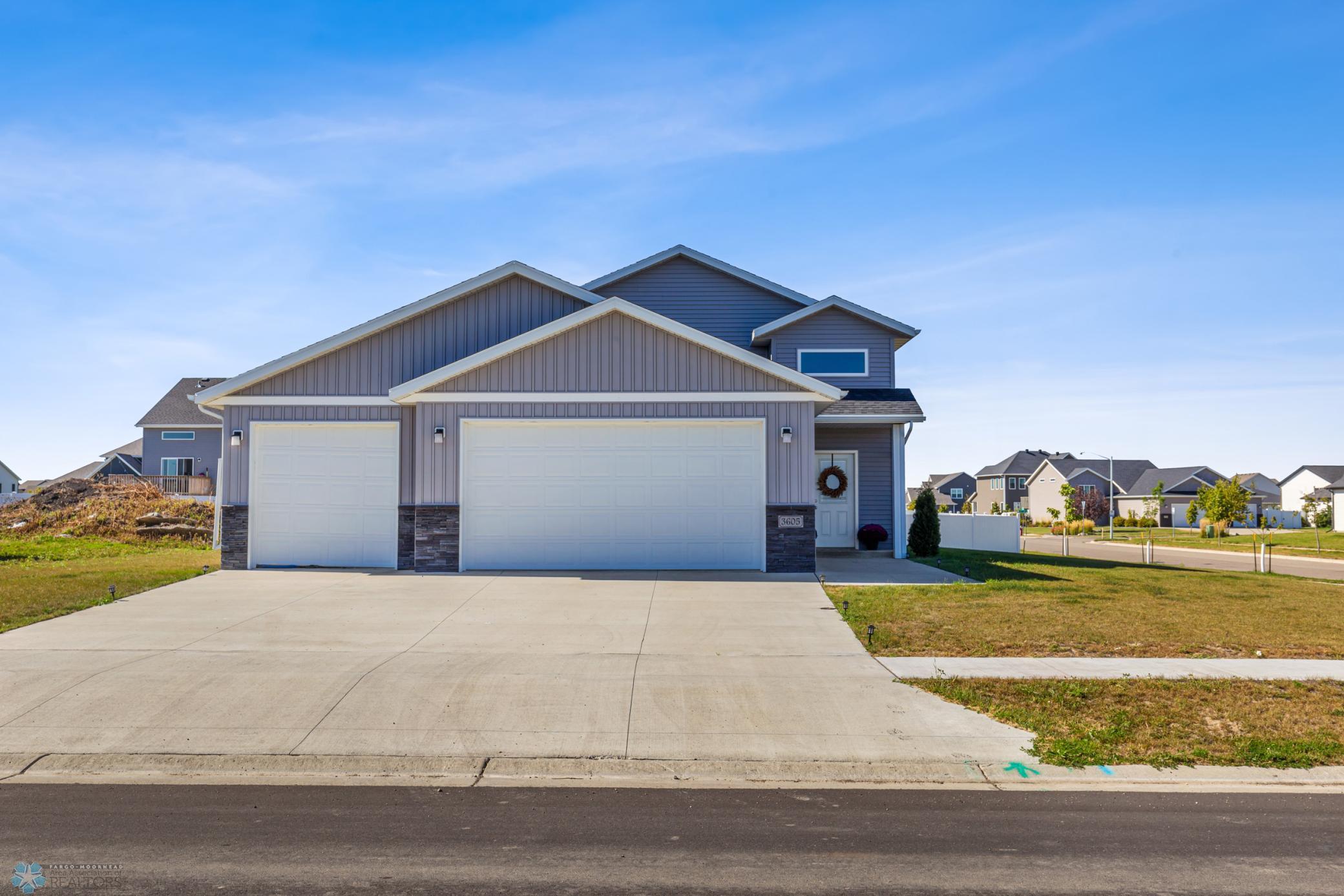 18th St, Moorhead, MN 56560 #1