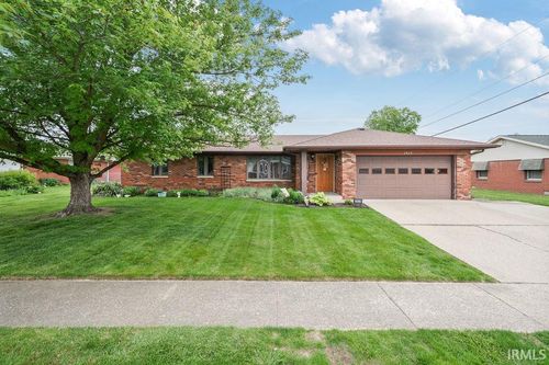 1515 Pontiac Dr, Kokomo, IN, 46902-2555 | Card Image