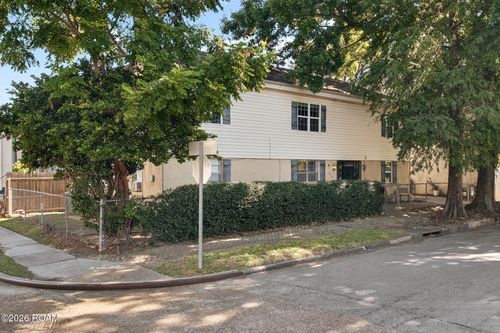 745 6th St, New Orleans, LA, 70115-1027 | Card Image
