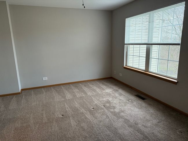 1603 - 1603 Silvergate Ct, Townhouse with 2 bedrooms, 2 bathrooms and 2 parking in Gurnee IL | Image 11