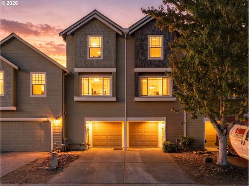 21851 Ne Heartwood Cir, Fairview, OR, 97024-6787 | Card Image