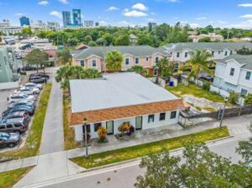 408 17th St, West Palm Beach, FL, 33407-6402 | Card Image