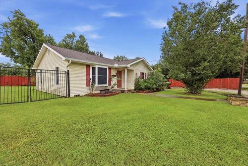 375 Austin Ave, Bridge City, TX, 77611 | Card Image