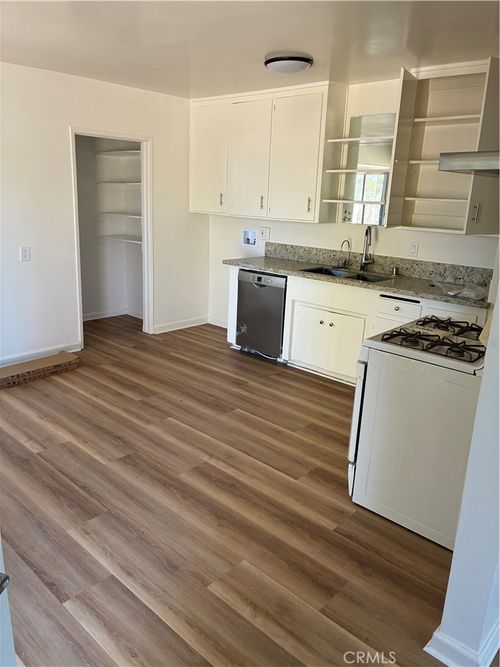 863 Morada Pl, Altadena, CA, 91001-2424 | Card Image