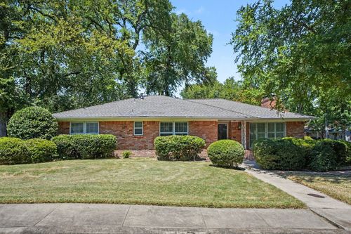 241 Shockley Ave, Desoto, TX, 75115-3119 | Card Image