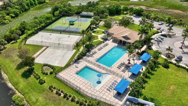 2247 Sw Cape Cod Dr, Condo with 3 bedrooms, 3 bathrooms and null parking in Port St. Lucie FL | Image 48