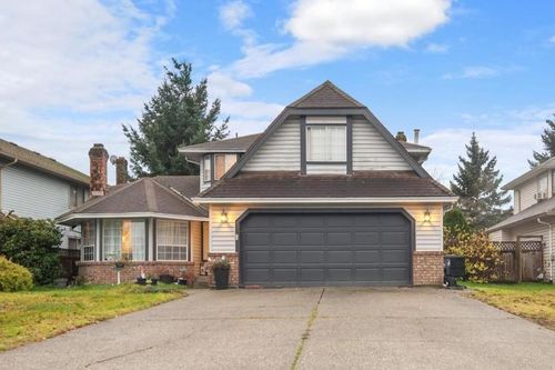 18592 62 Ave, Surrey, BC, V3S7R1 | Card Image