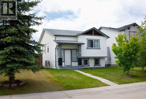 42 Joice Close, Red Deer, AB, T4P4C7 | Card Image