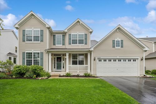327 Shelbourne Rd, Volo, IL, 60073-8173 | Card Image