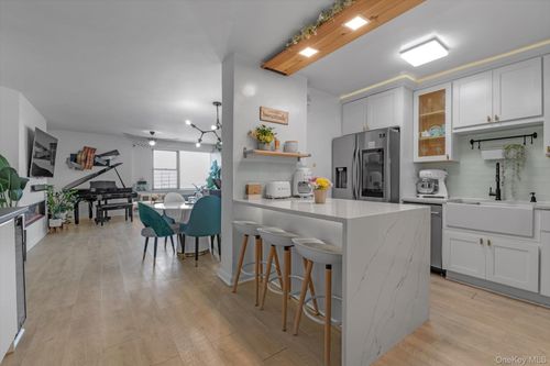 apt-2205-125-10 Queens Blvd, Kew Gardens, NY, 11415-1535 | Card Image