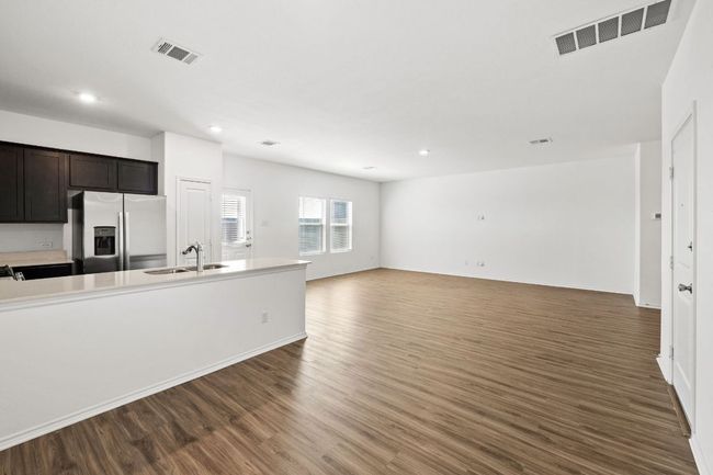 141 Mica Trl, House other with 4 bedrooms, 3 bathrooms and 4 parking in Maxwell TX | Image 13
