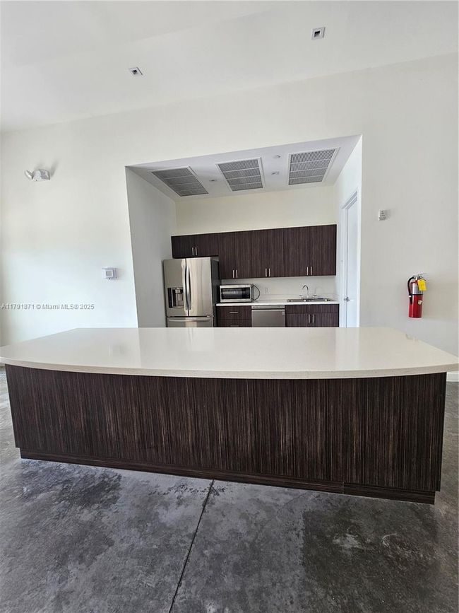 APT-2202 - 15051 Royal Oaks Ln, Condo with 2 bedrooms, 3 bathrooms and null parking in North Miami FL | Image 41