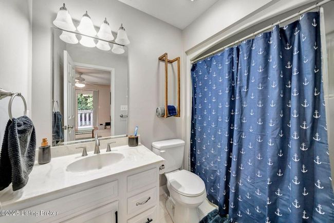 5503 Forest Lake Dr, Condo with 2 bedrooms, 3 bathrooms and null parking in Prospect KY | Image 31