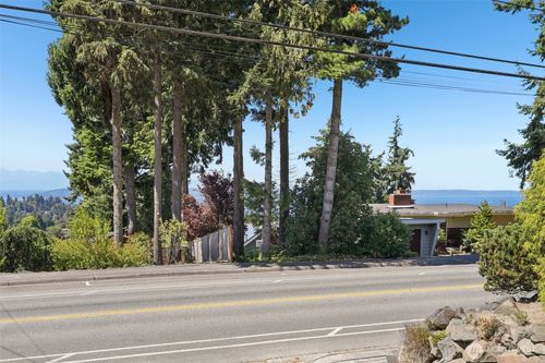1123 9th Ave S, Edmonds, WA, 98020-3963 | Card Image