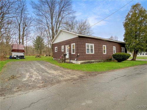 70 Chestnut Street, Schroeppel, NY, 13135 | Card Image