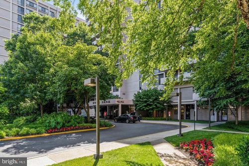 1009-4141 N Henderson Rd, ARLINGTON, VA, 22203-2422 | Card Image