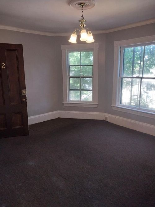 apt-2-19 Manchester St, Nashua, NH, 03064-2173 | Card Image