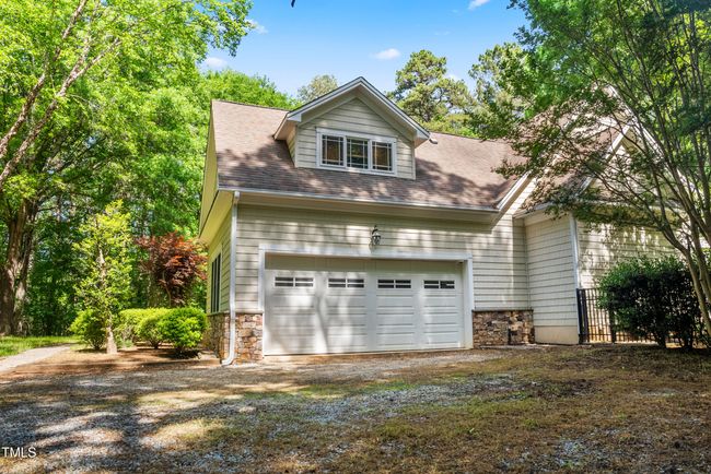 Garage | Image 16