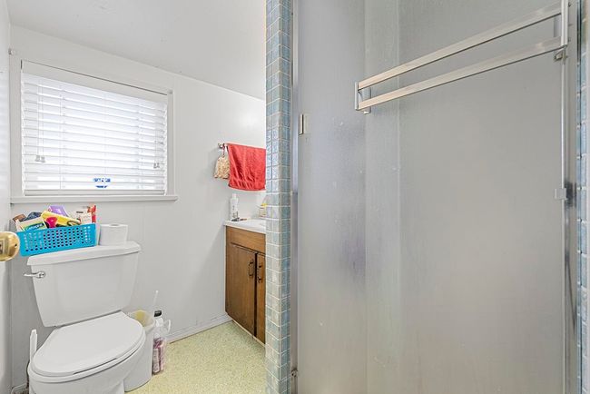 3229 W 24 Th Ave, House other with 6 bedrooms, 3 bathrooms and 2 parking in Vancouver BC | Image 21