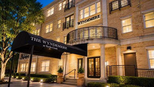 111-3400 Welborn St, Dallas, TX, 75219-5206 | Card Image